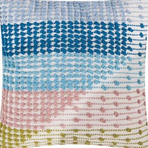 Ellis Decorative Hooked Throw Pillow, close-up detail