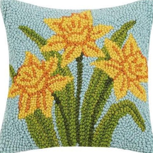 Daffodil Hooked Wool Throw Pillow, close-up detail